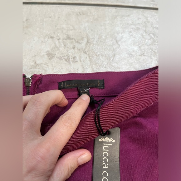 Lucca Couture Stretch Skirt Size L - Picture 3 of 5